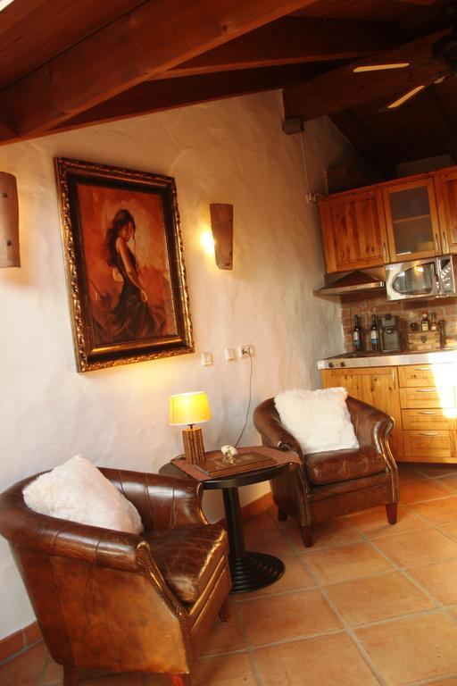 Hazienda Apartmenthotel - Fuer Ein Paar Tage Oder Monatelang Gernsbach Exterior foto